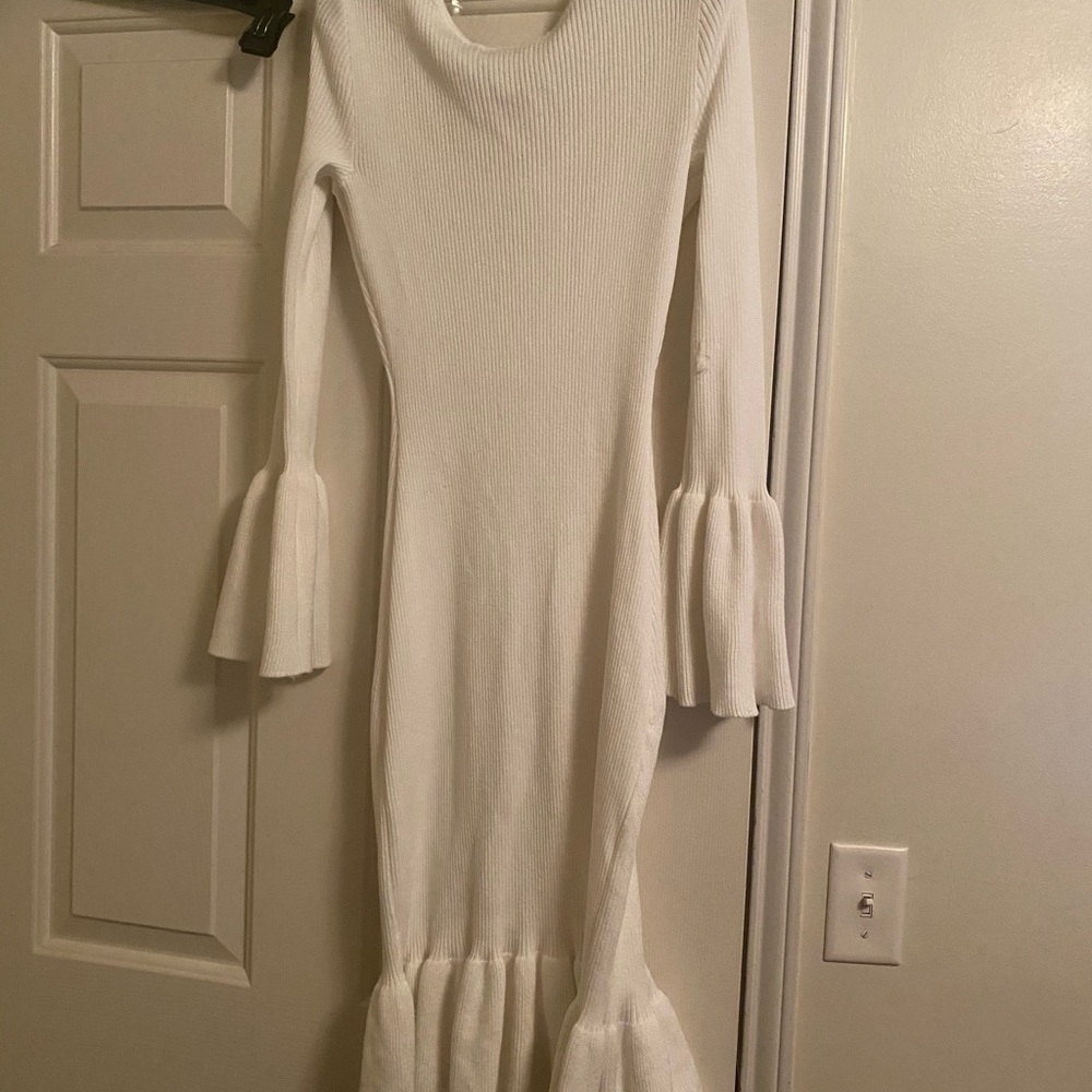 Dress - Picture 2 of 2